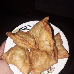 A picture of Mini samosa.