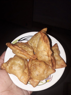 A picture of Mini samosa.