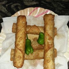 A picture of Chicken roll.