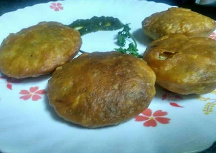 Moong daal kachori