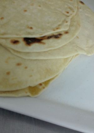 Una foto de Tortillas para fajitas (tacos) y burritos