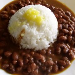 A picture of Red beans curry.