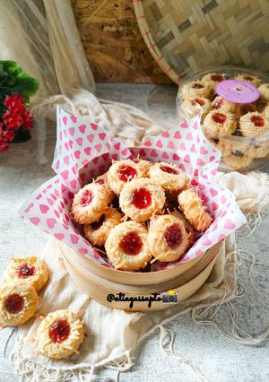 Foto resep Thumbprint Cookies (354)