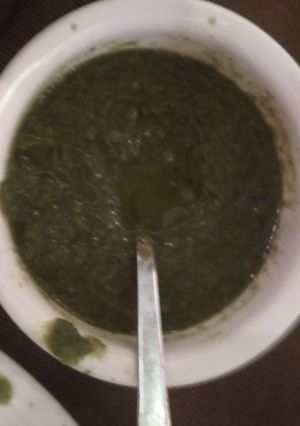 A picture of Green coriander chutney.