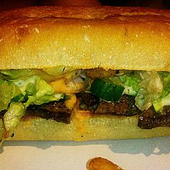A picture of Tex's Surf & Turf Sarnie 🐠🐮🍞.