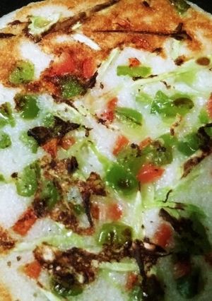 रवा उत्तपम (Rava uttapam recipe in hindi) रेसिपी मुख्य फोटो