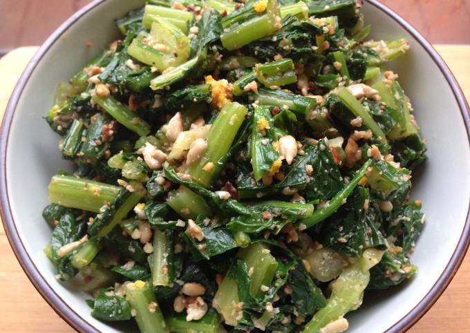 Turnip Greens Salad with Toasted Sunflower Seeds