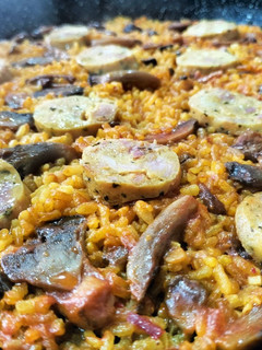 Una foto de Arroz con relleno de huevo y setas