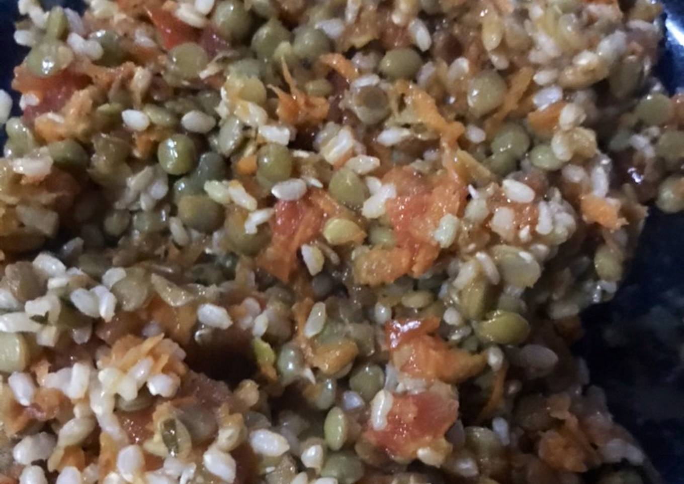 Salteado de lentejas y arroz apto veganos