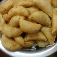 A picture of Mave ki gujiya.