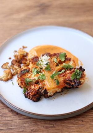 A picture of Spicy Sticky Gochujang Glaze Cauliflower Steak 🌿.