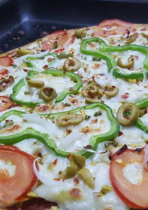 صورة لوصفة بيتزا الدجاج و الخضار 😍🍕