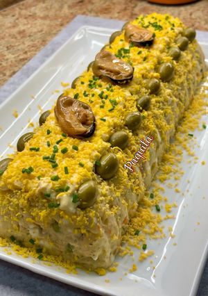 Una foto de Ensaladilla de Marisco con Mejillones & Almejas