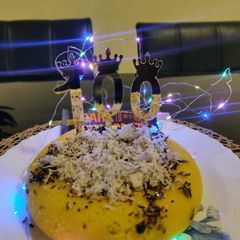 A picture of Masala rava dhokla cake.