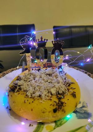 A picture of Masala rava dhokla cake.