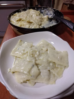 Una foto de Salsa 4 quesos