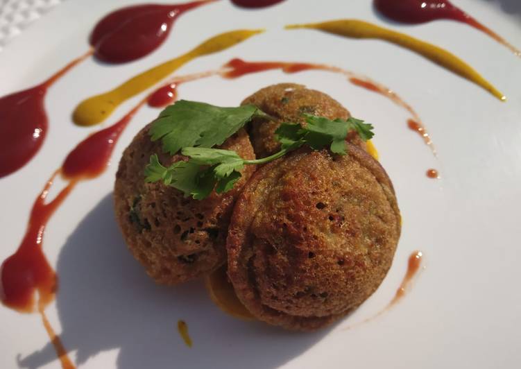 Bajra and paneer appe