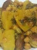 Potaje de espinacas y albóndigas de bacalao