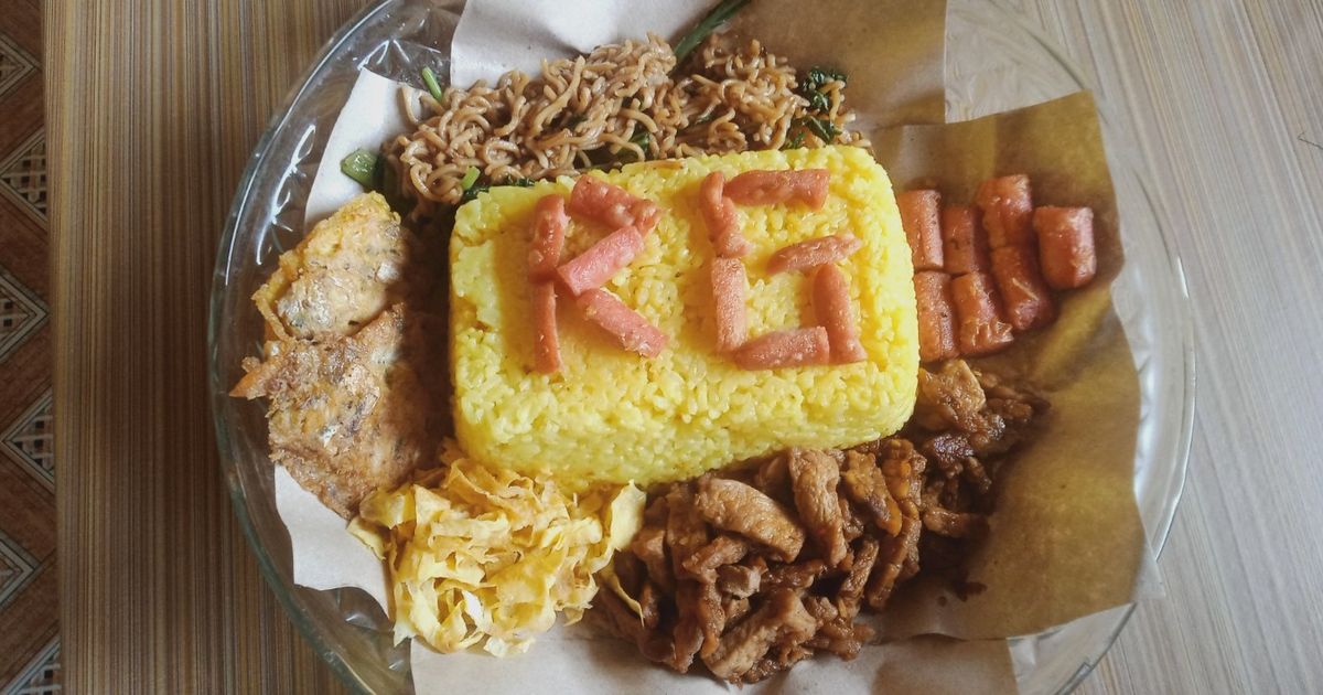 Nasi Kuning Spesial