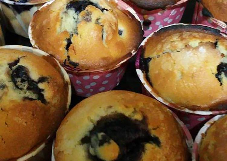 Simple Way to Make Any-night-of-the-week Best Blueberries Muffins