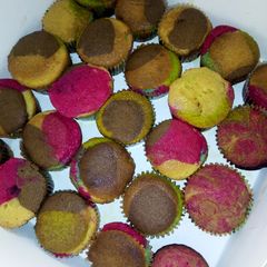 A picture of Rainbow cup cake # kano.