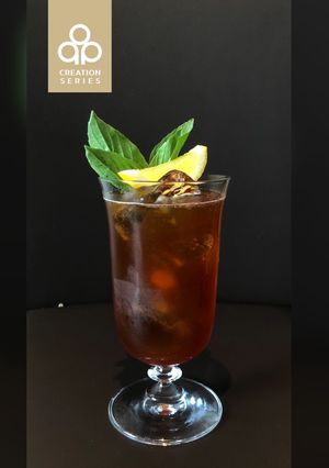 A picture of Strawberry iced tea.