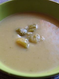 Pikáns kelbimbó krémleves recept fotója