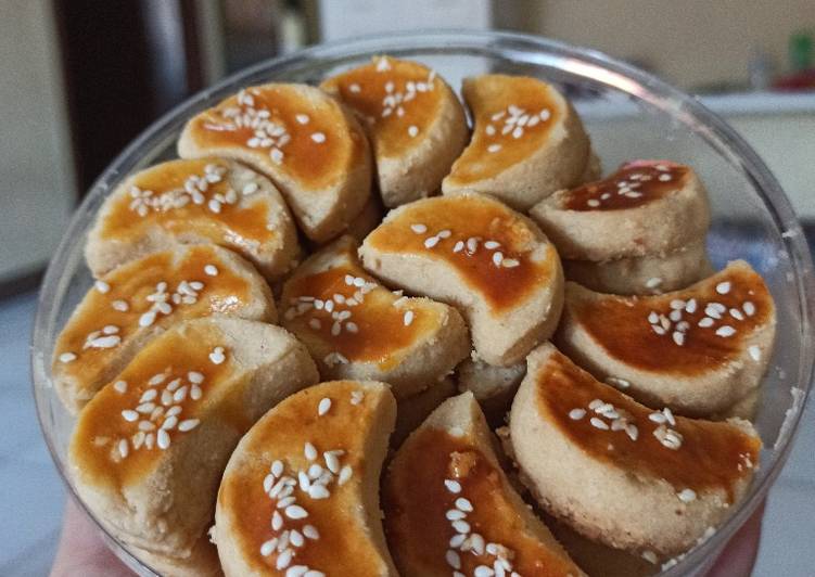 Resep Kue Kacang jadul oleh Bunda Qori - Cookpad