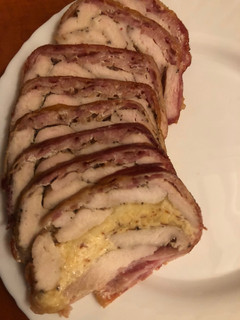 Baconos-sajtos csirkemell őzgerinc formában recept fotója