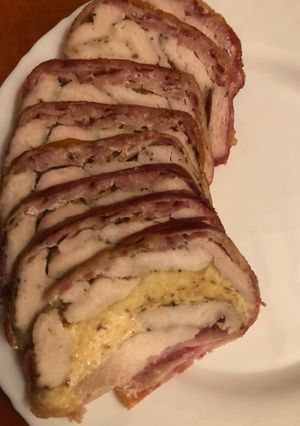 Baconos-sajtos csirkemell őzgerinc formában recept fotója