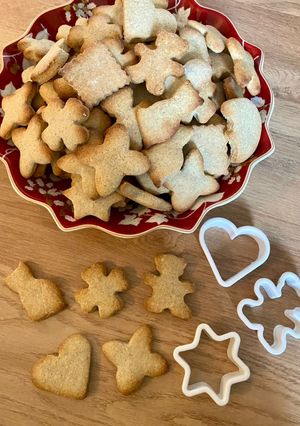 Une photo de Petits biscuits à la cannelle et à la poudre d’amande