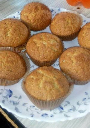 A picture of Sultanas/Raisins vanilla cupcakes.