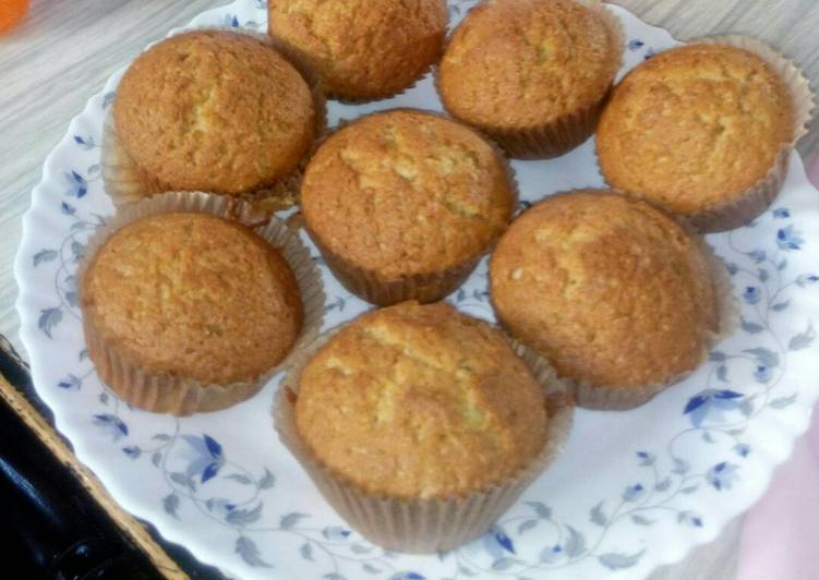 Sultanas/Raisins vanilla cupcakes