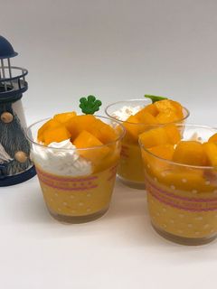 芒果優格奶酪布丁~水波爐料理 的食譜成品照片