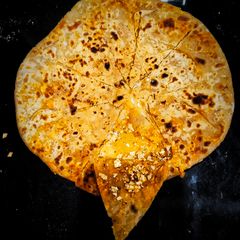 A picture of Crunchy Papad Paratha.