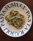 Fettuccine con nuez y poblanos ©