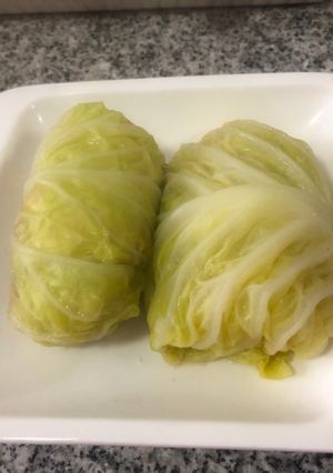 Una foto de Rollitos  de repollo (roll cabbage)