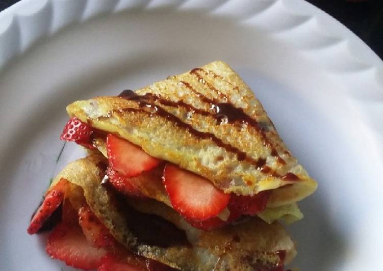 Simple Way to Make Quick Strawberry chocolate syrup crepes