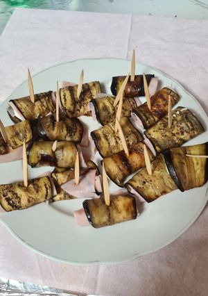 Foto principal de 41. Rollitos de berenjena