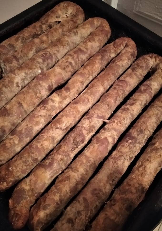 Ковбаса домашня смачна