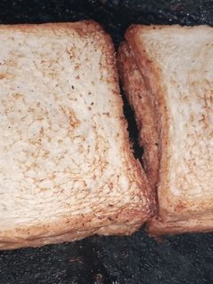 बटर टोस्ट(butter toast recipe in hindi) रेसिपी मुख्य फोटो