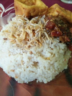 Foto resep Nasi liwet teri medan