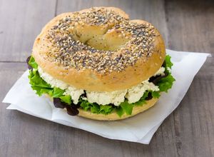 Una foto de Sándwich de Bagel