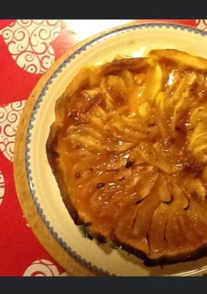 Une photo de Tarte fine pommes orange amère et vanille