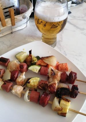 Una foto de Anticuchos & Verduras al horno🇨🇱💗🤗