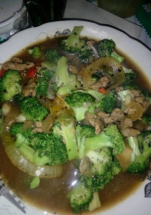 Foto resep Tumis daging brokoli lada hitam