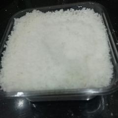 A picture of Desiccated coconut powder.