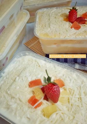 Foto resep Blonde Tres Leches Cake (Fruit Milk Bath Cake)