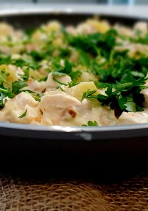A picture of Creamy Chicken Hash.
