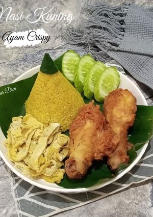 Foto resep Nasi Kuning Ayam Crispy